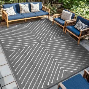 Garvee 6×9 Modern Striped Outdoor Waterproof Reversible Patio Mat, Portable Plastic Straw Camping Rug for RV, Deck, Balcony, Backyard, Easy Clean Navy Blue Outdoor Carpet, Navy&White.(Greywhite)